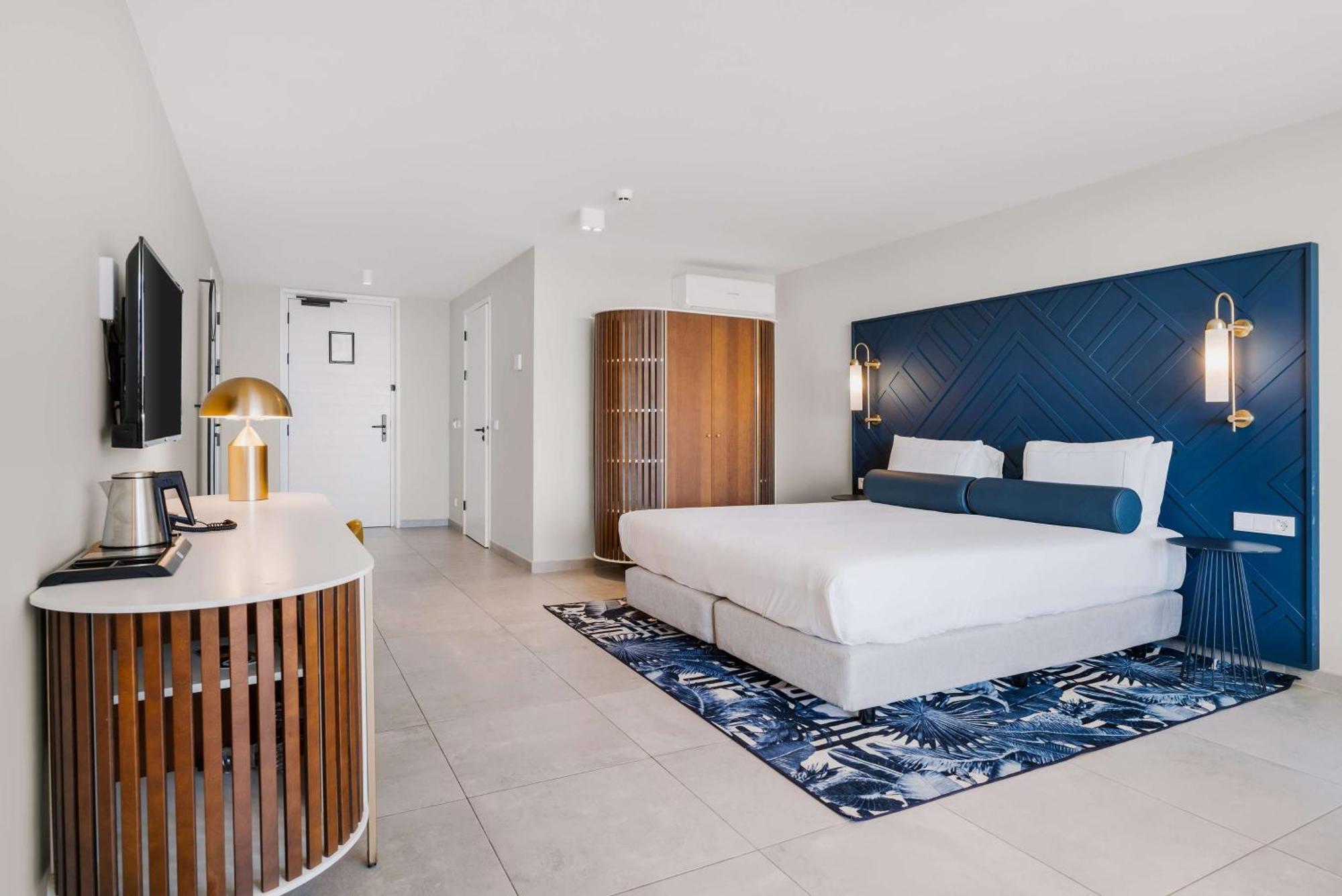 Mangrove Beach Corendon Curacao All-Inclusive Resort, Curio By Hilton วิลเลมสตัด ภายนอก รูปภาพ