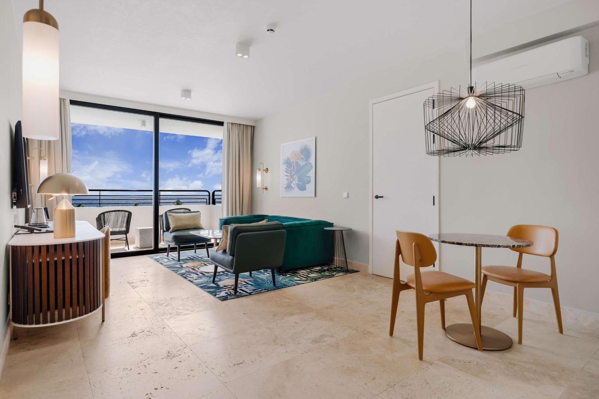 Mangrove Beach Corendon Curacao All-Inclusive Resort, Curio By Hilton วิลเลมสตัด ภายนอก รูปภาพ